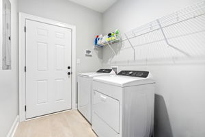  Photo 23