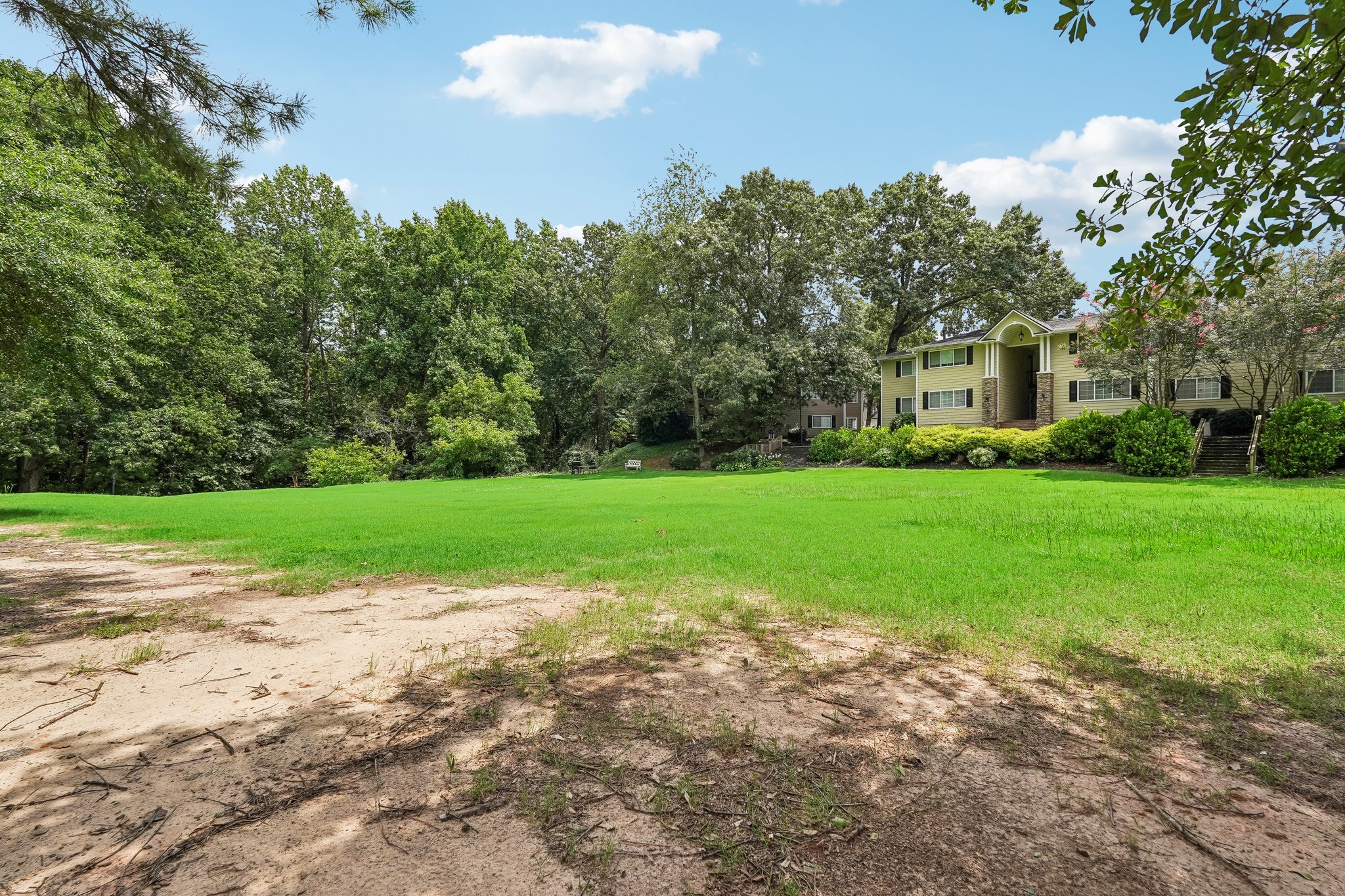 Briarwood Rd NE-1807-901.jpg