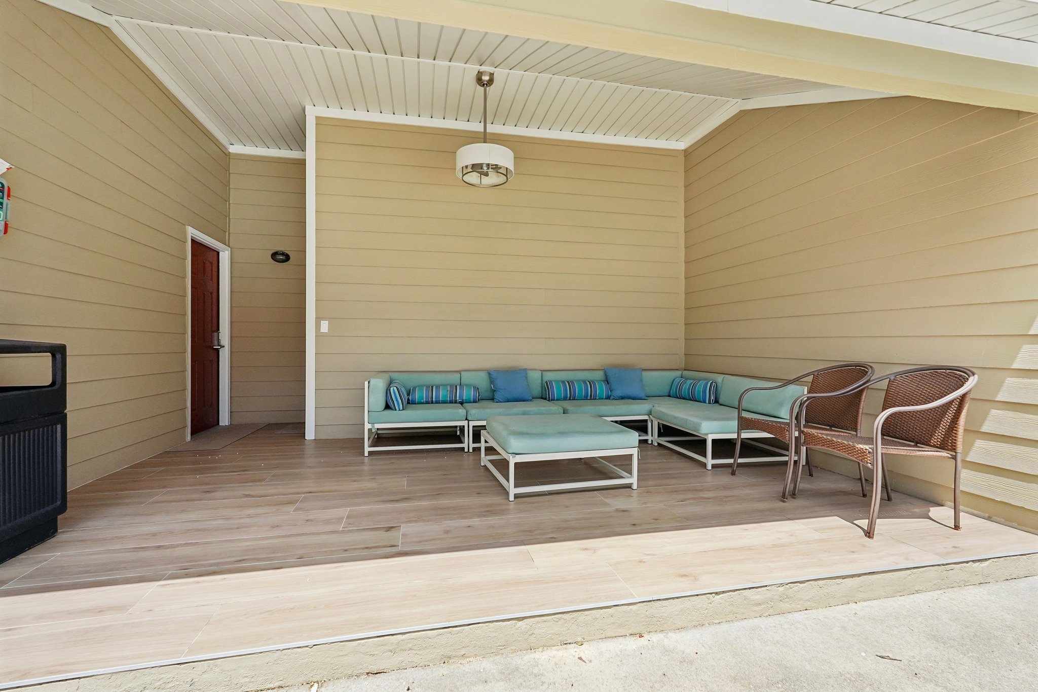 Briarwood Rd NE-1807-907.jpg