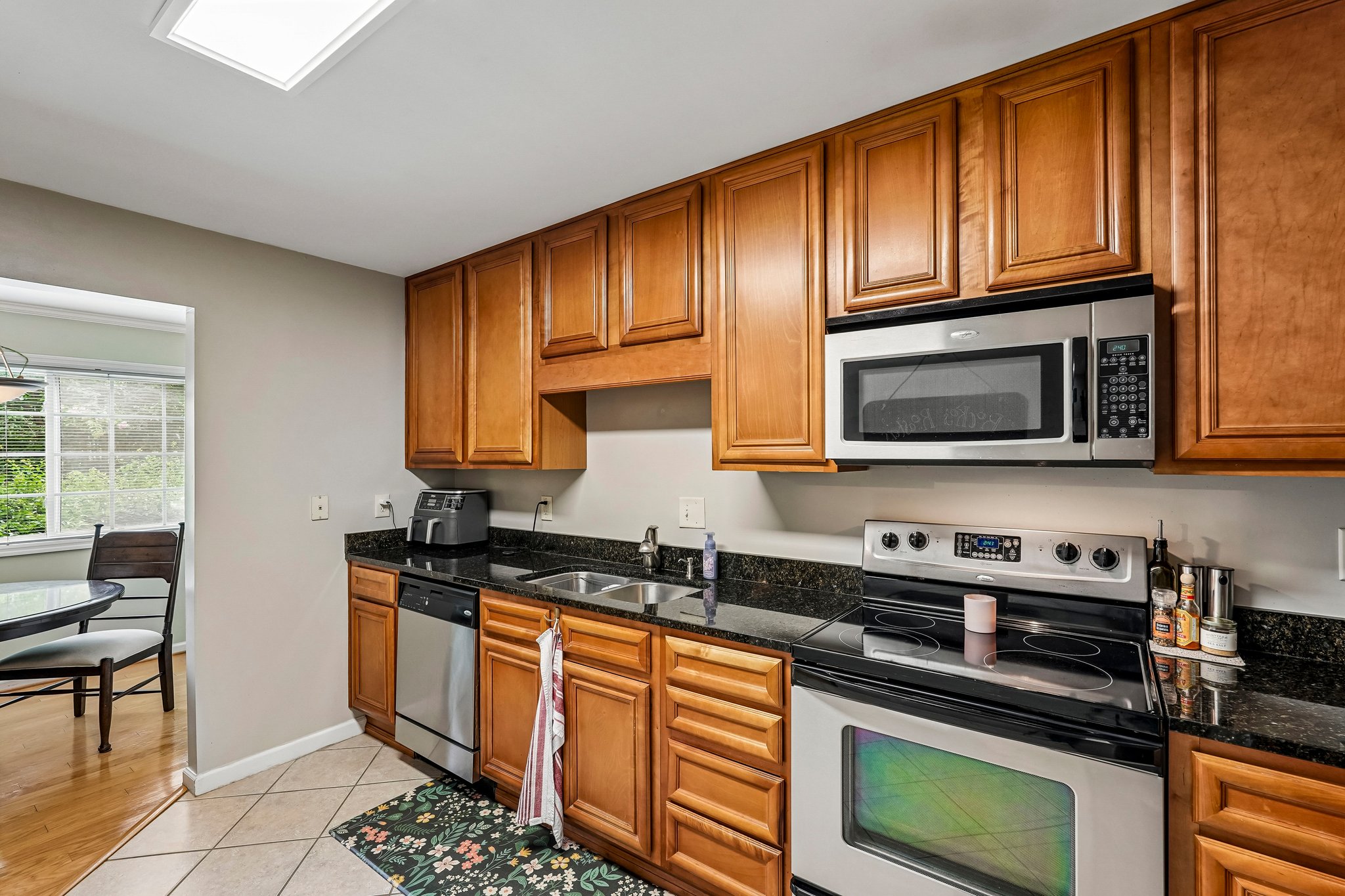 Briarwood Rd NE-S1807-011.jpg