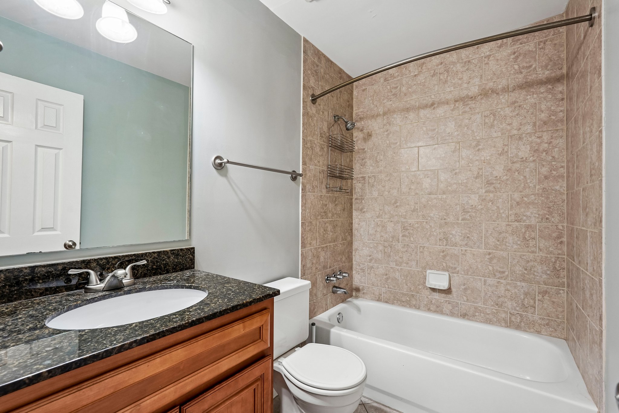 Briarwood Rd NE-S1807-022.jpg