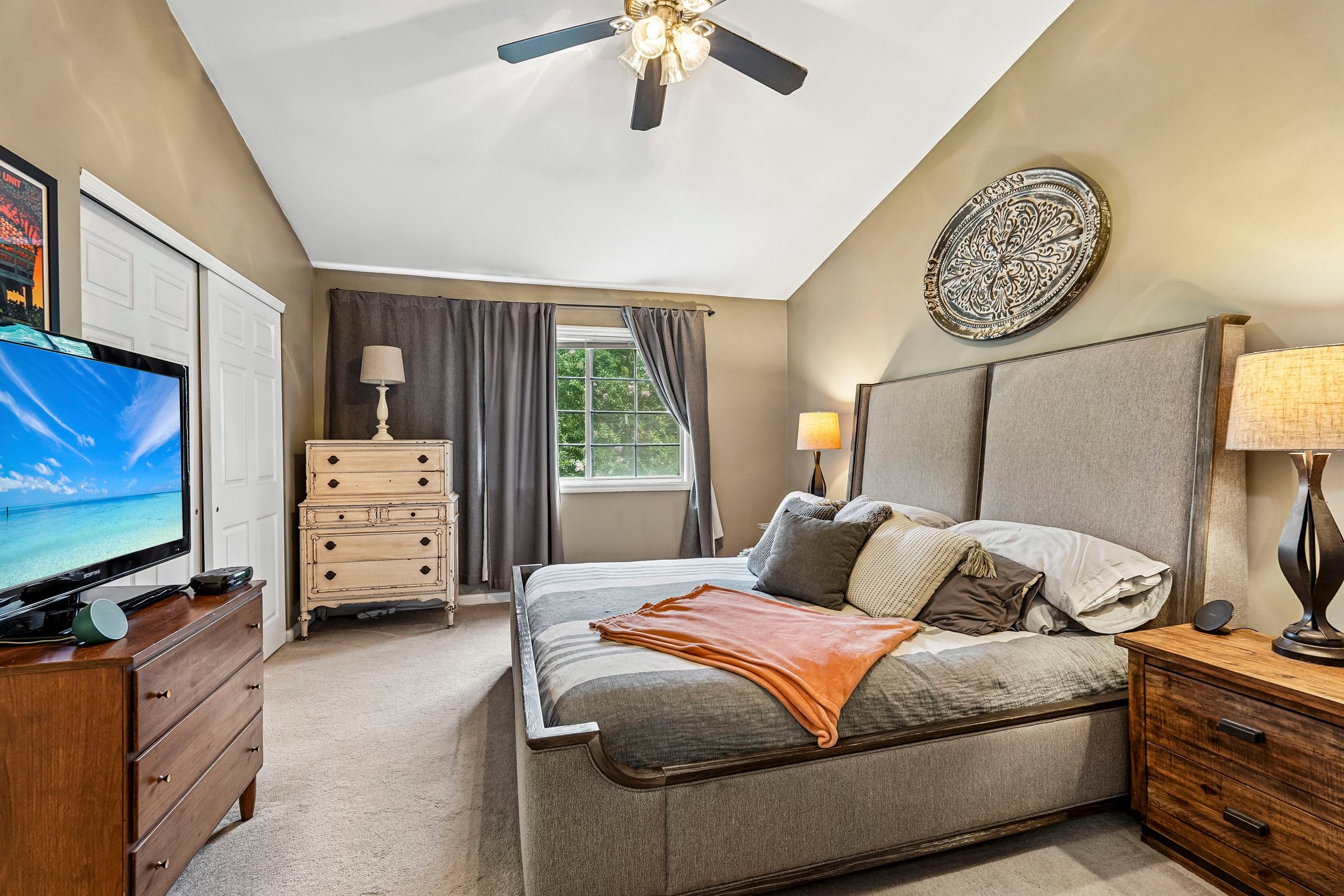 Briarwood Rd NE-S1807-027.jpg