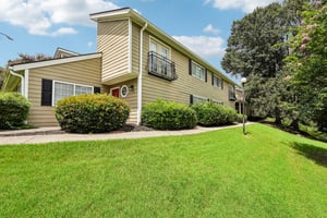 Briarwood Rd NE-S1807-001.jpg