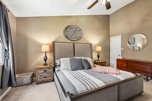 Briarwood Rd NE-S1807-025.jpg