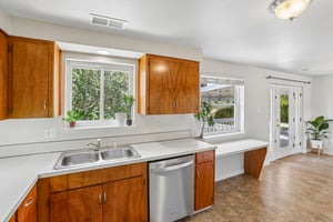 SW May Ct-S1007-016.jpg