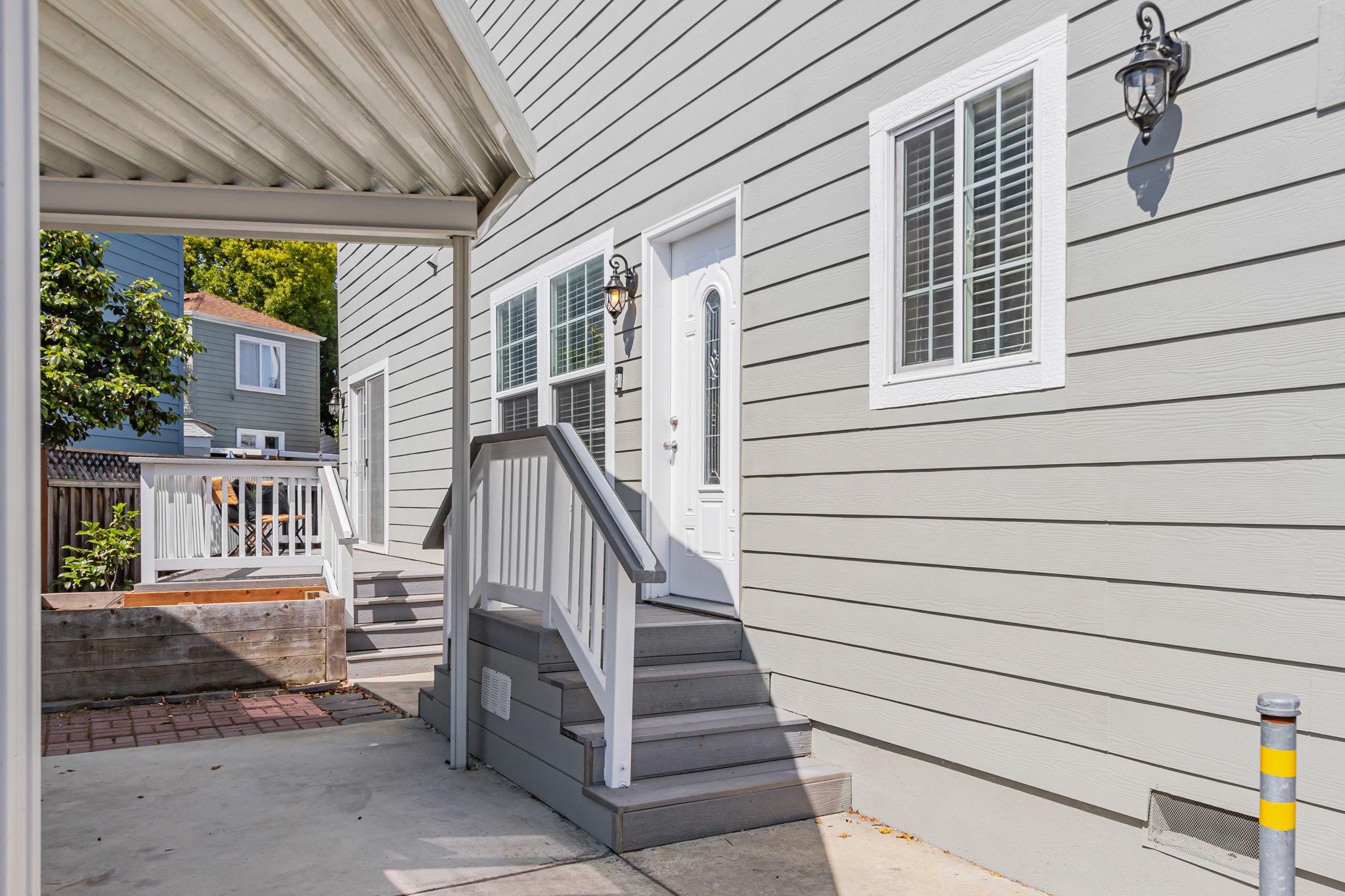005_ 14685 Oka Rd 11  Los