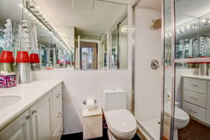 15th St NE 2C -018