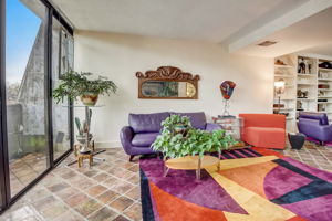 15th St NE 2C-033