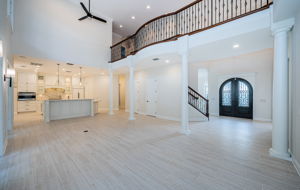 Family Room1-2