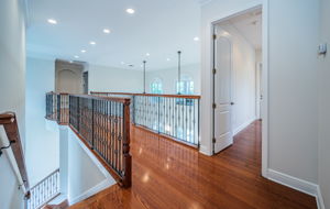 Upper Landing1
