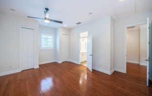 Upper Level Bedroom2c