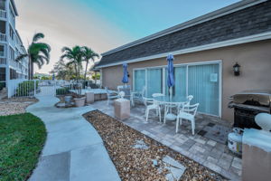 20-Clubhouse Rear Patio