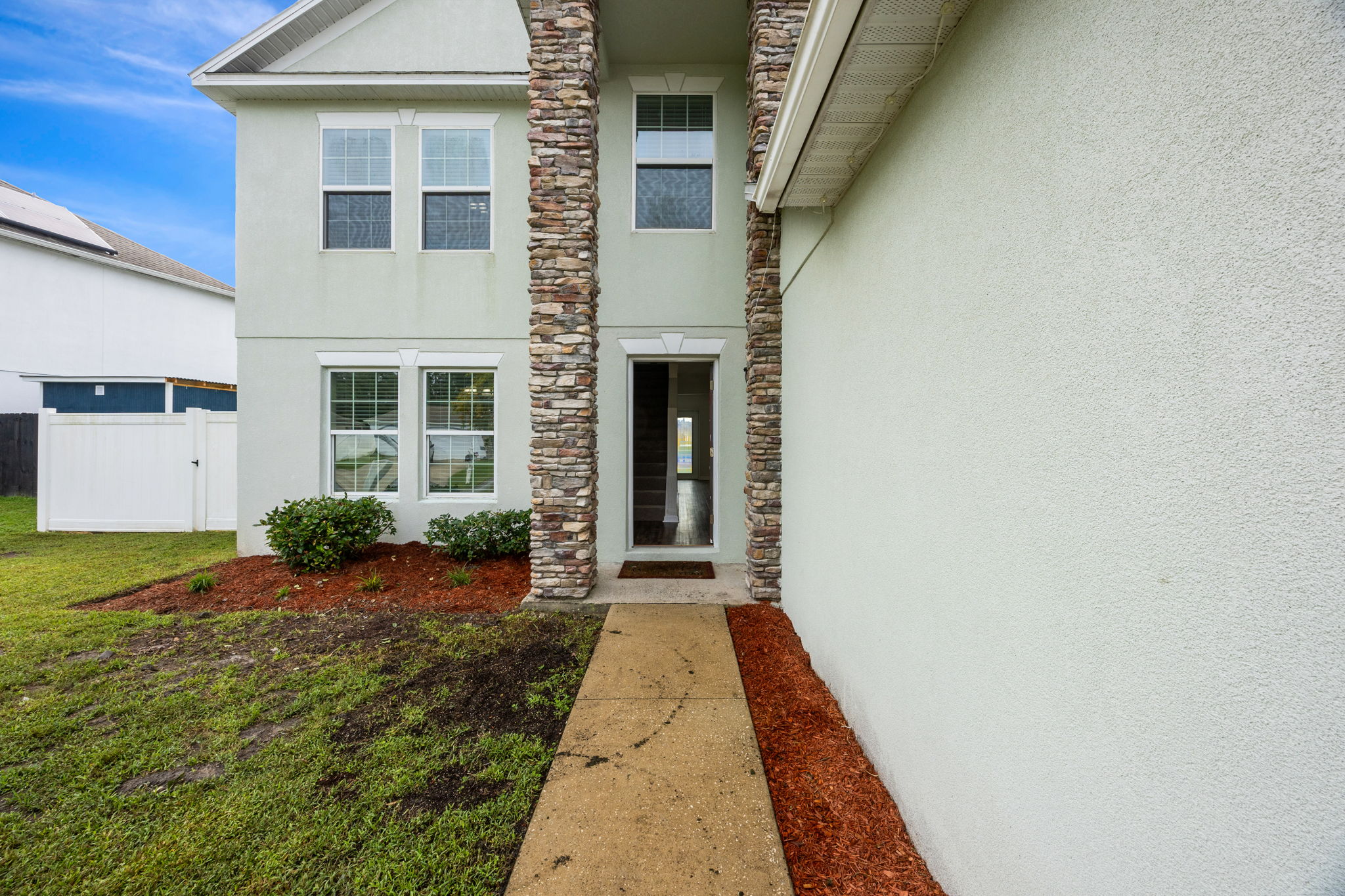 Front Entry Detail