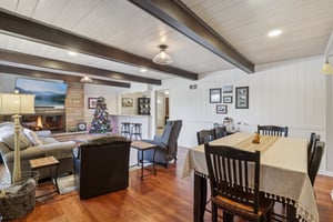 Chicago Ave-S1612-007.jpg