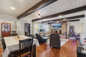 Chicago Ave-S1612-008.jpg