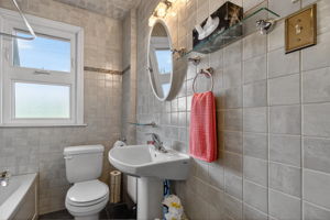  Photo 45