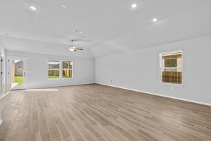 147 Hackberry Ln, Bastrop, TX 78602, USA Photo 10