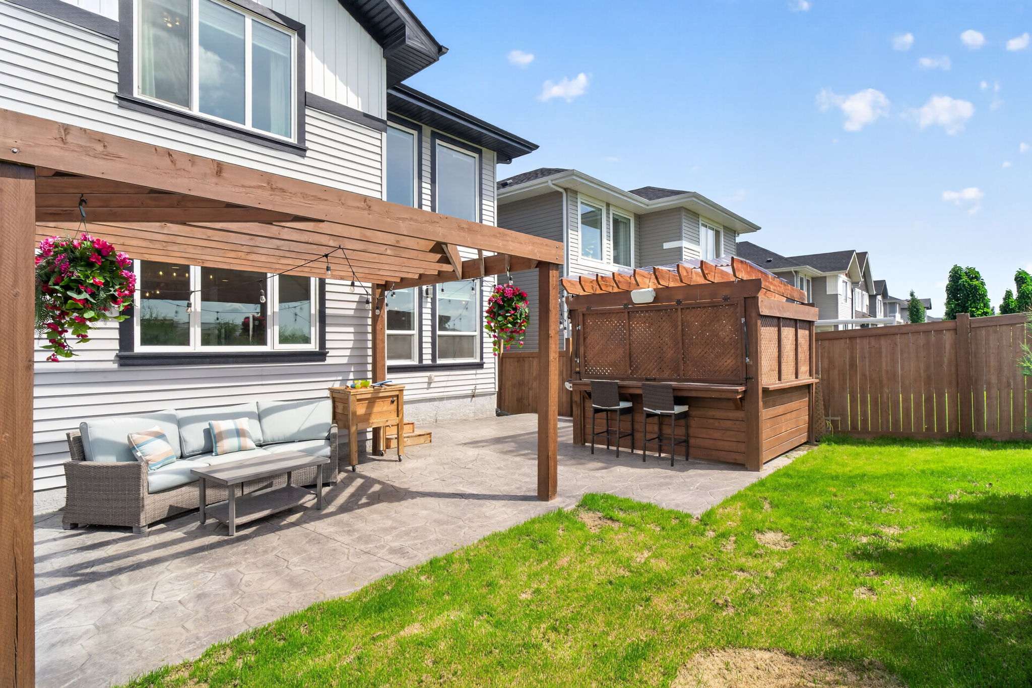  Photo 44