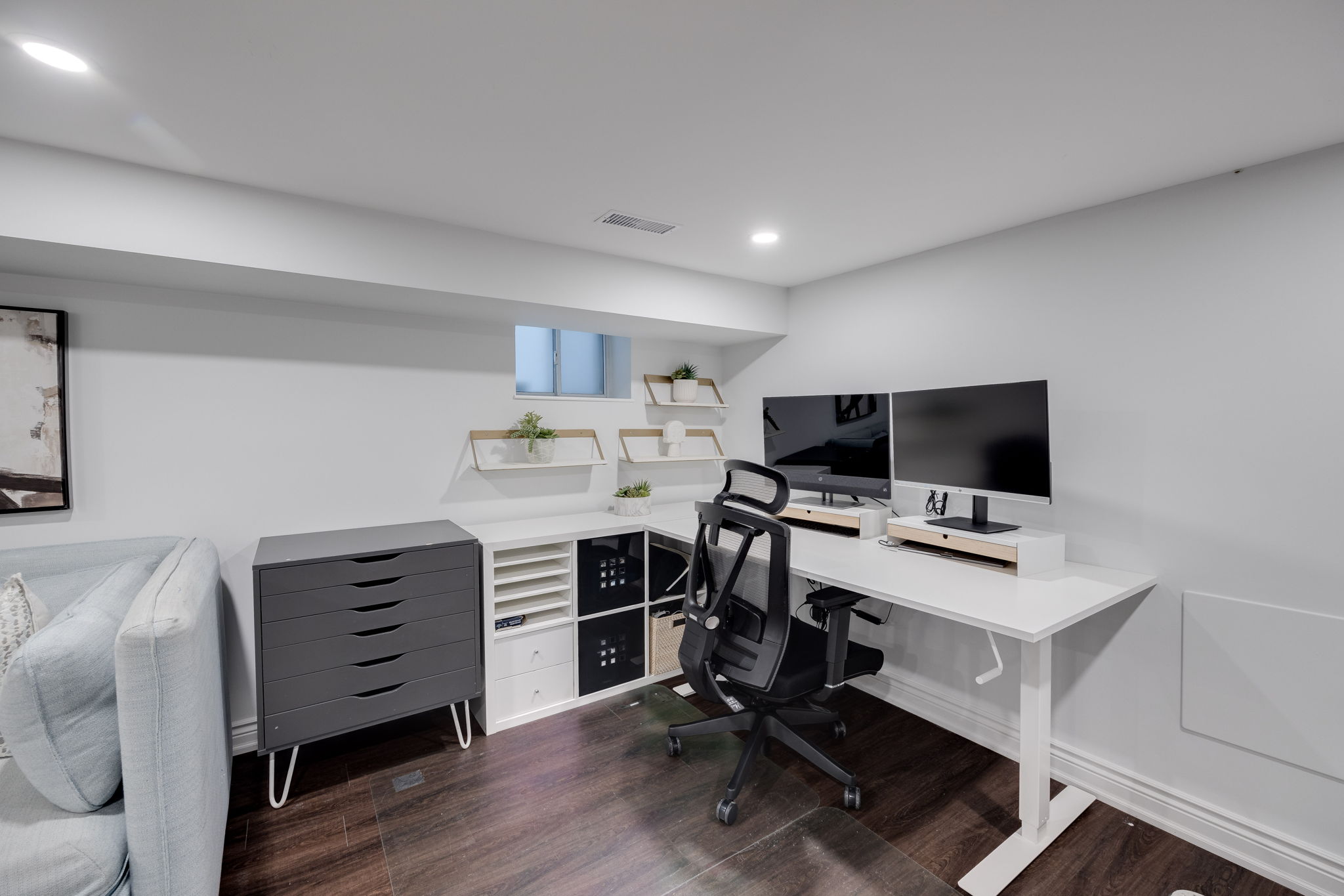 Toronto property showcase — delivered property photograph 33