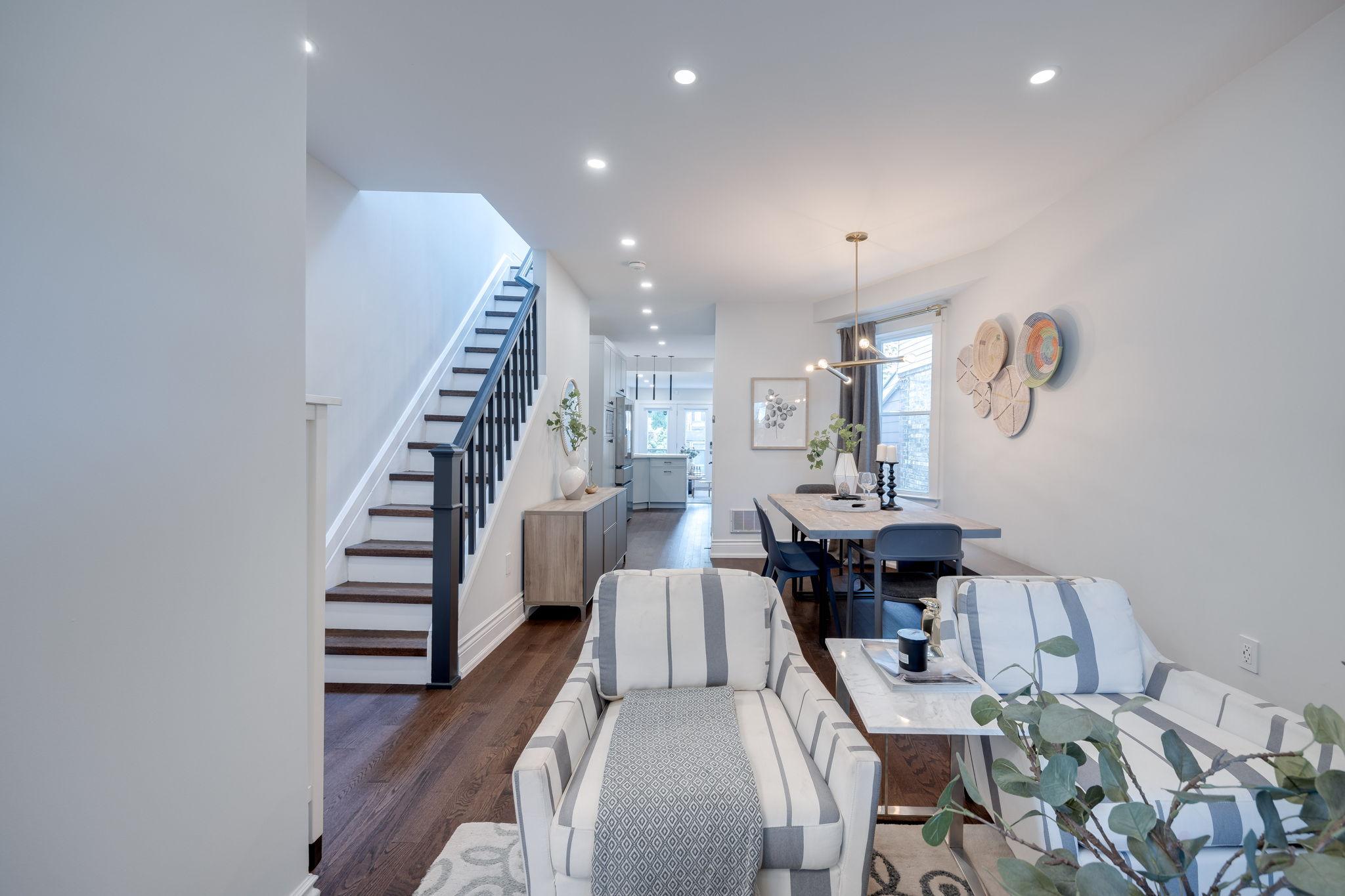 Toronto property showcase — delivered property photograph 8
