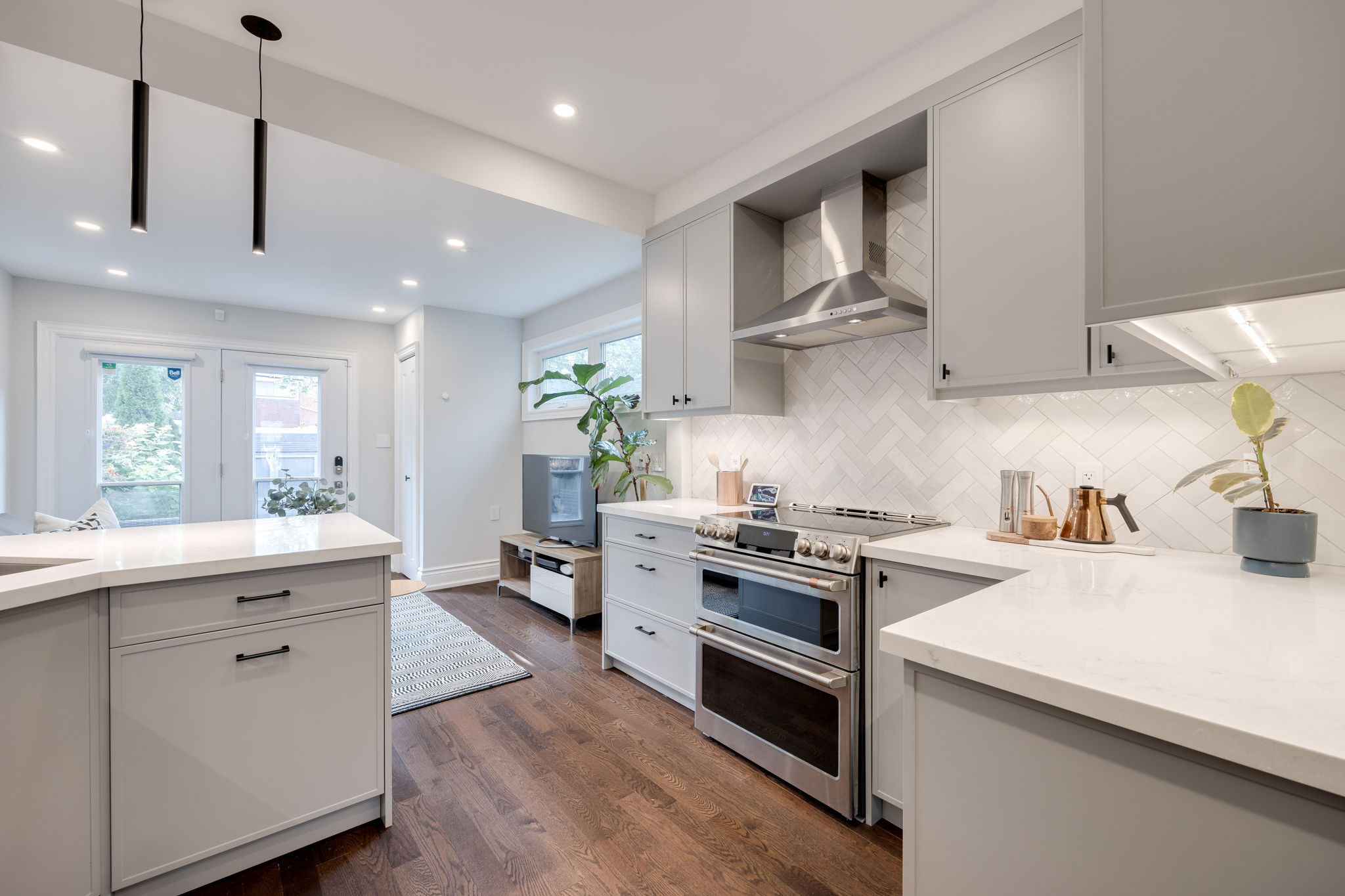 Toronto property showcase — delivered property photograph 15