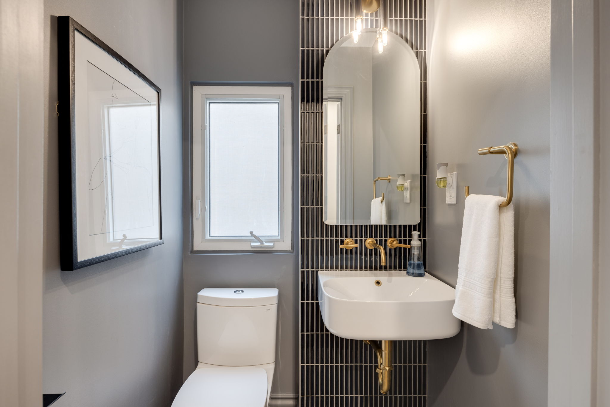 Toronto property showcase — delivered property photograph 21