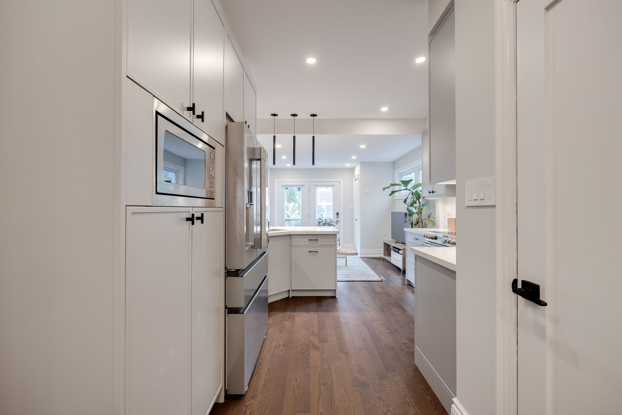 Toronto property showcase — delivered property photograph 14