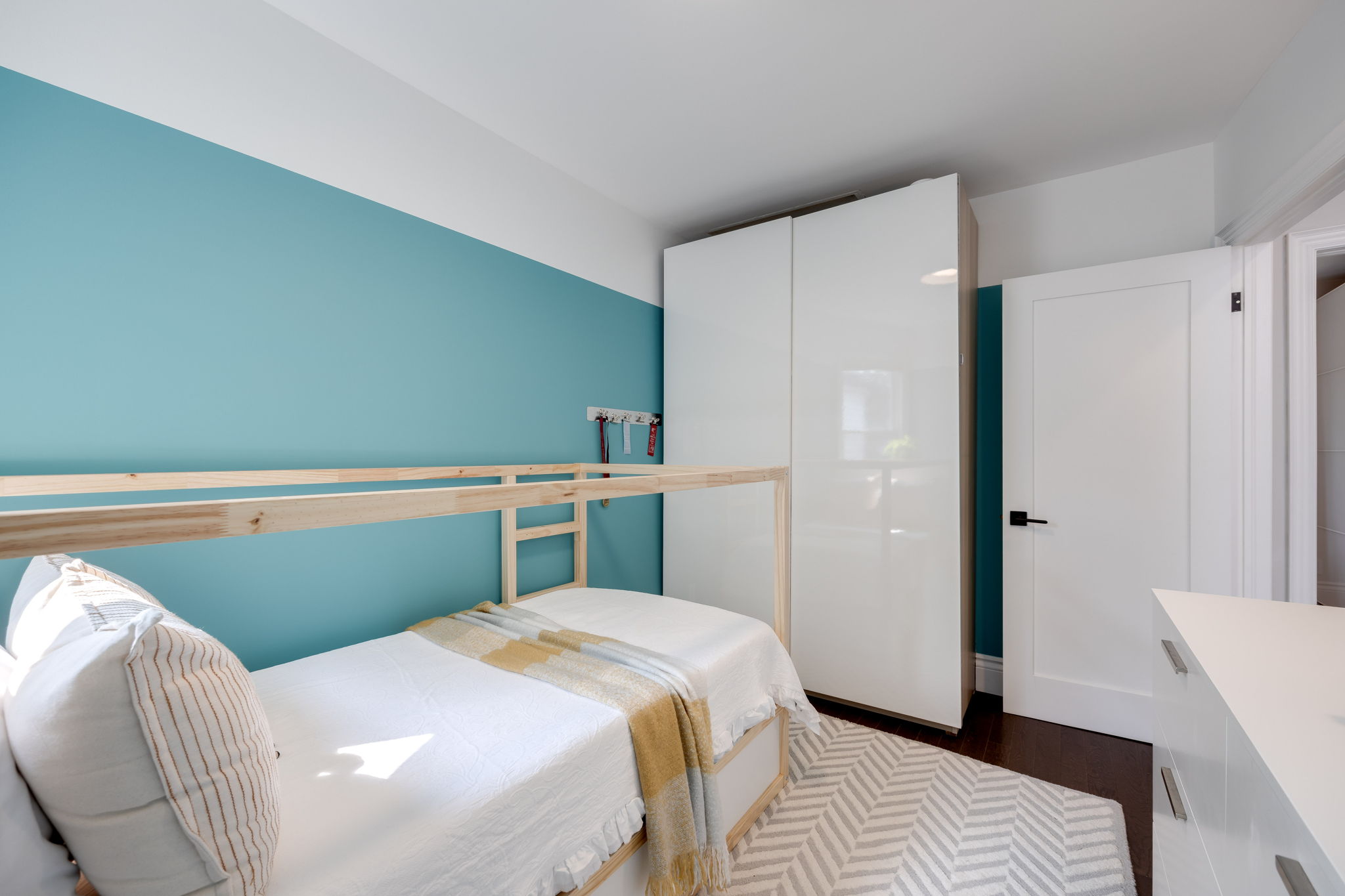 Toronto property showcase — delivered property photograph 28