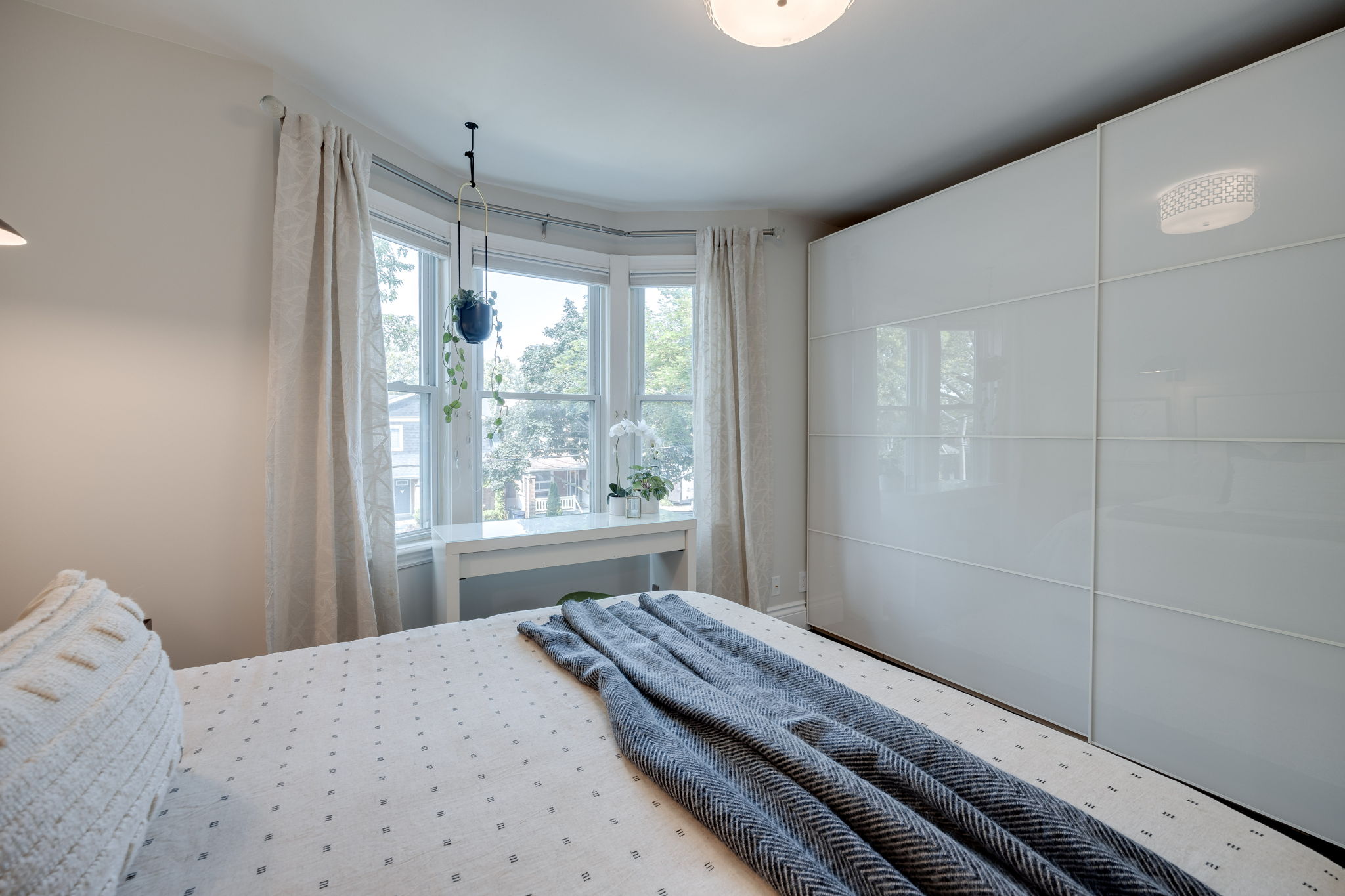 Toronto property showcase — delivered property photograph 30