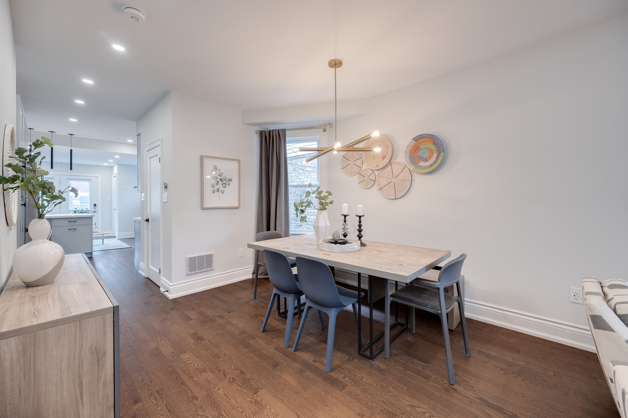 Toronto property showcase — delivered property photograph 11