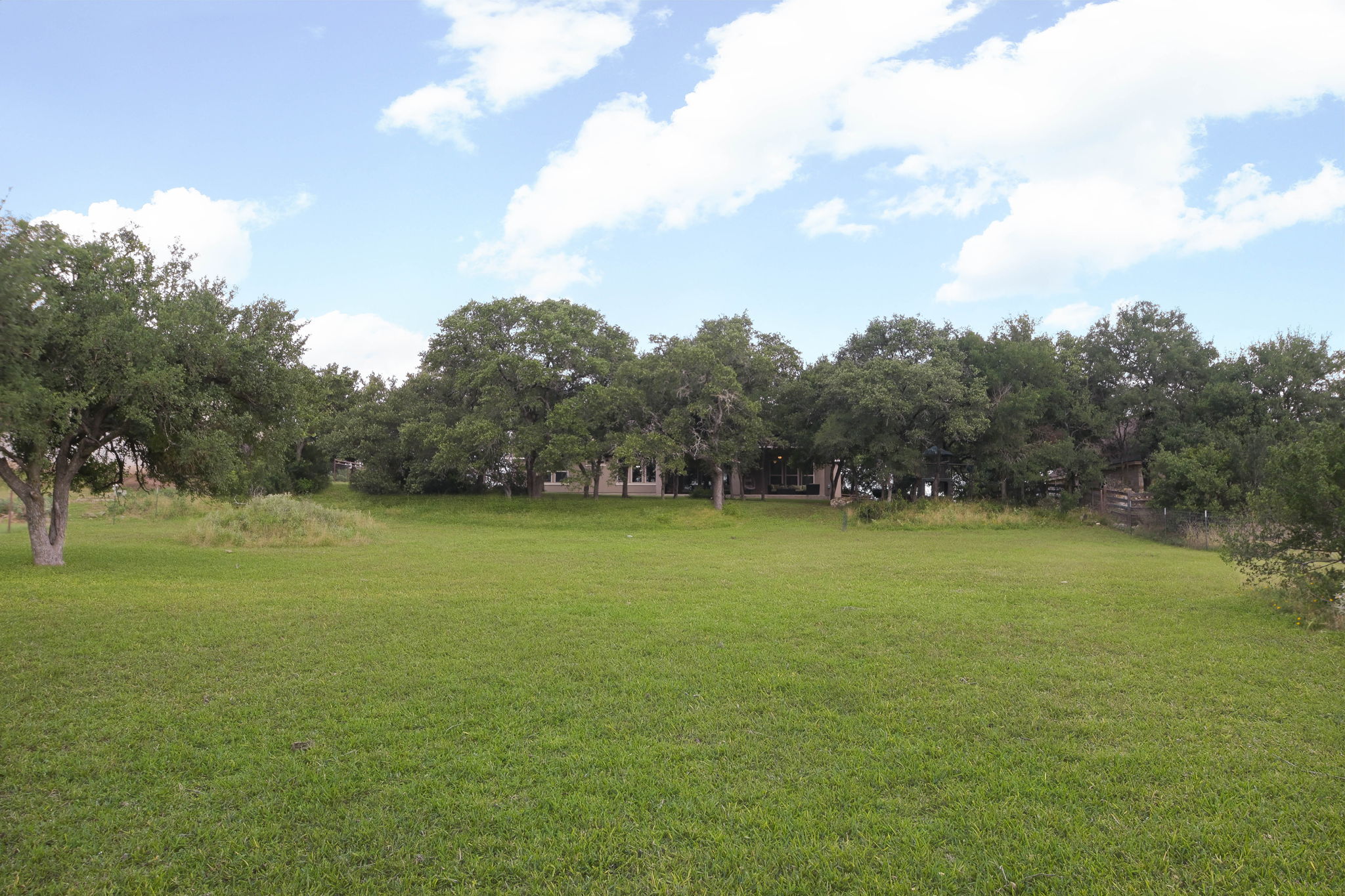  Photo 30