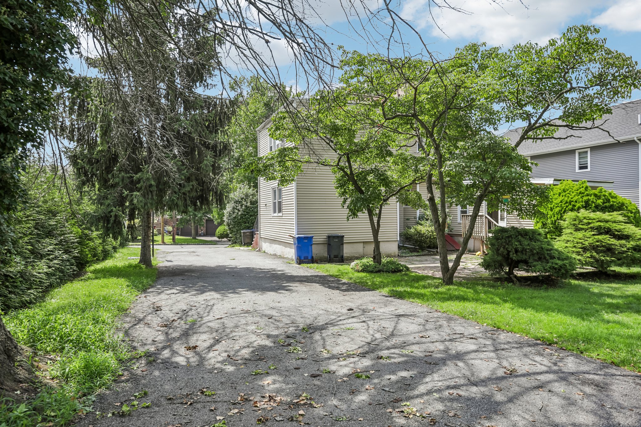 Phelps Ave-S0708-048.jpg