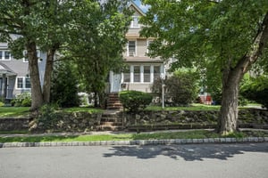 Phelps Ave-S0708-002.jpg