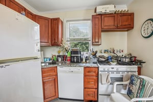 Phelps Ave-S0708-016.jpg