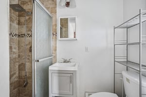 Phelps Ave-S0708-033.jpg