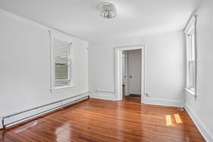 Phelps Ave-S0708-038.jpg