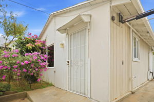 030_F8_147 San Benito Ave
