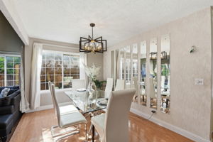 019_F8_147 Sweetberry Ct