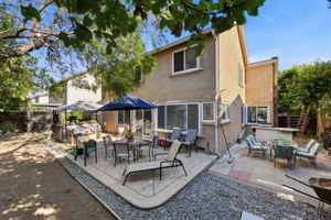 039_F8_147 Sweetberry Ct