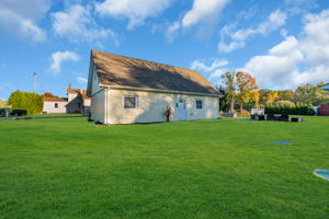  Photo 31