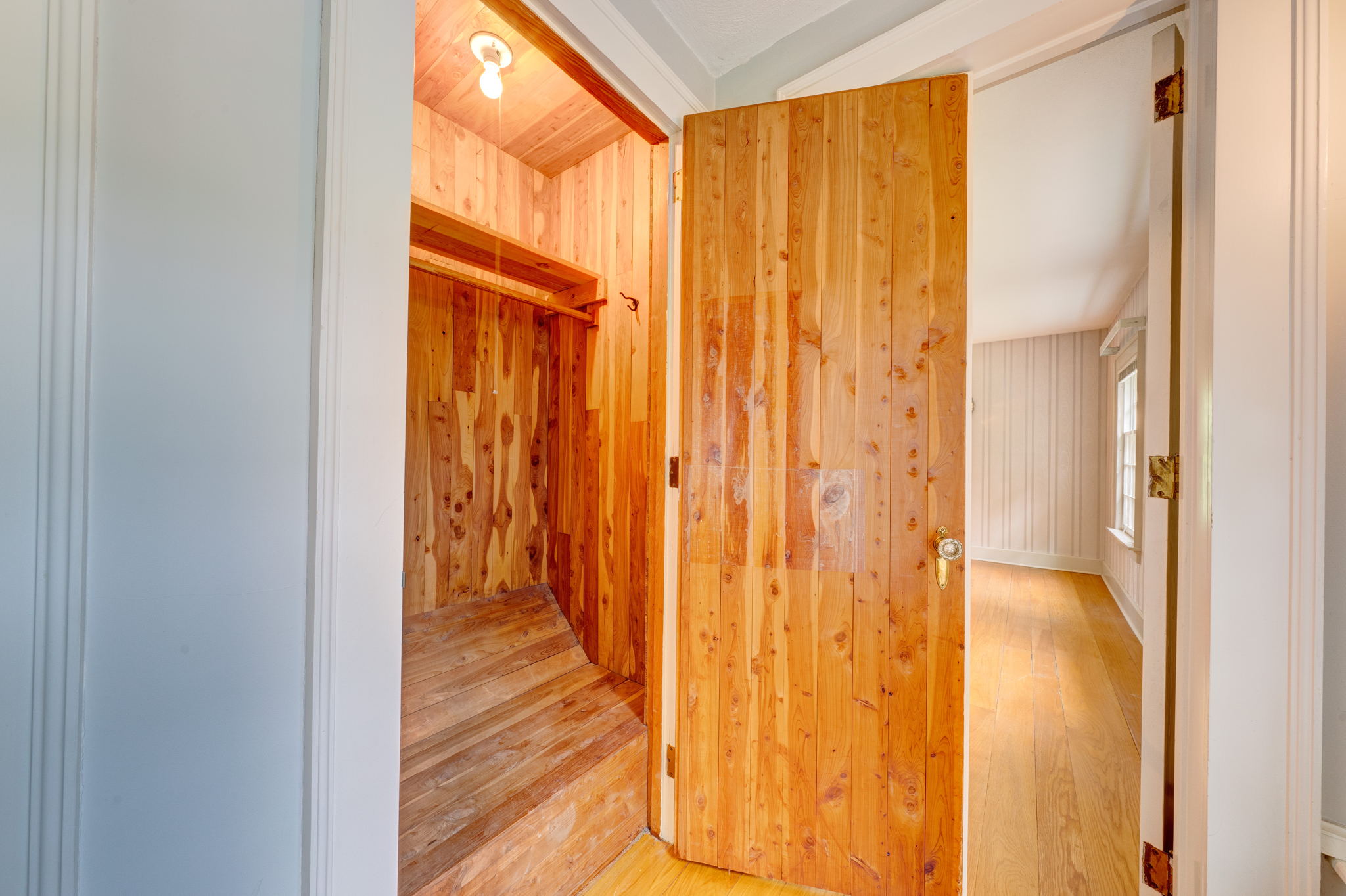 Ceder Closet