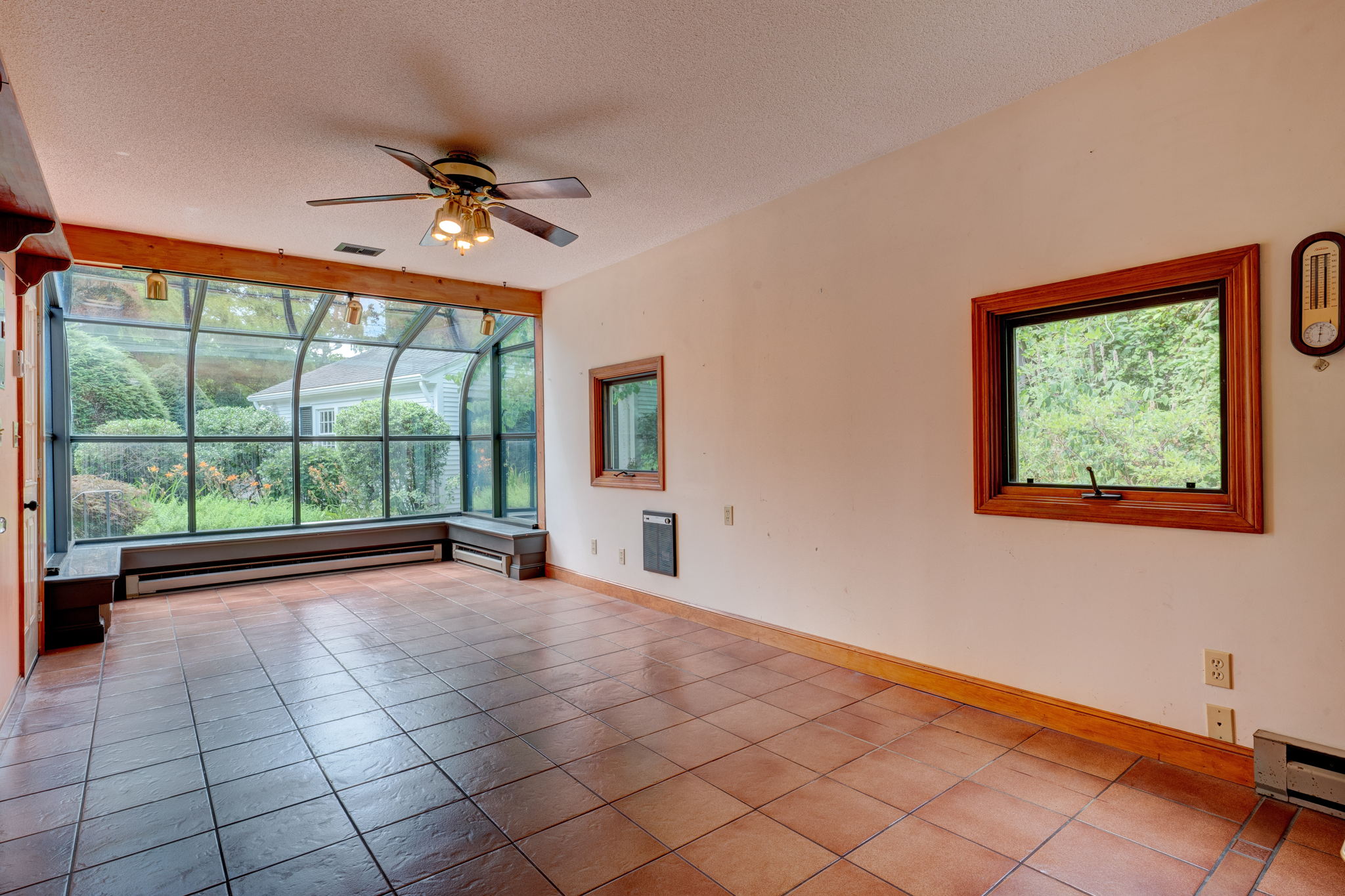 Den / Sunroom