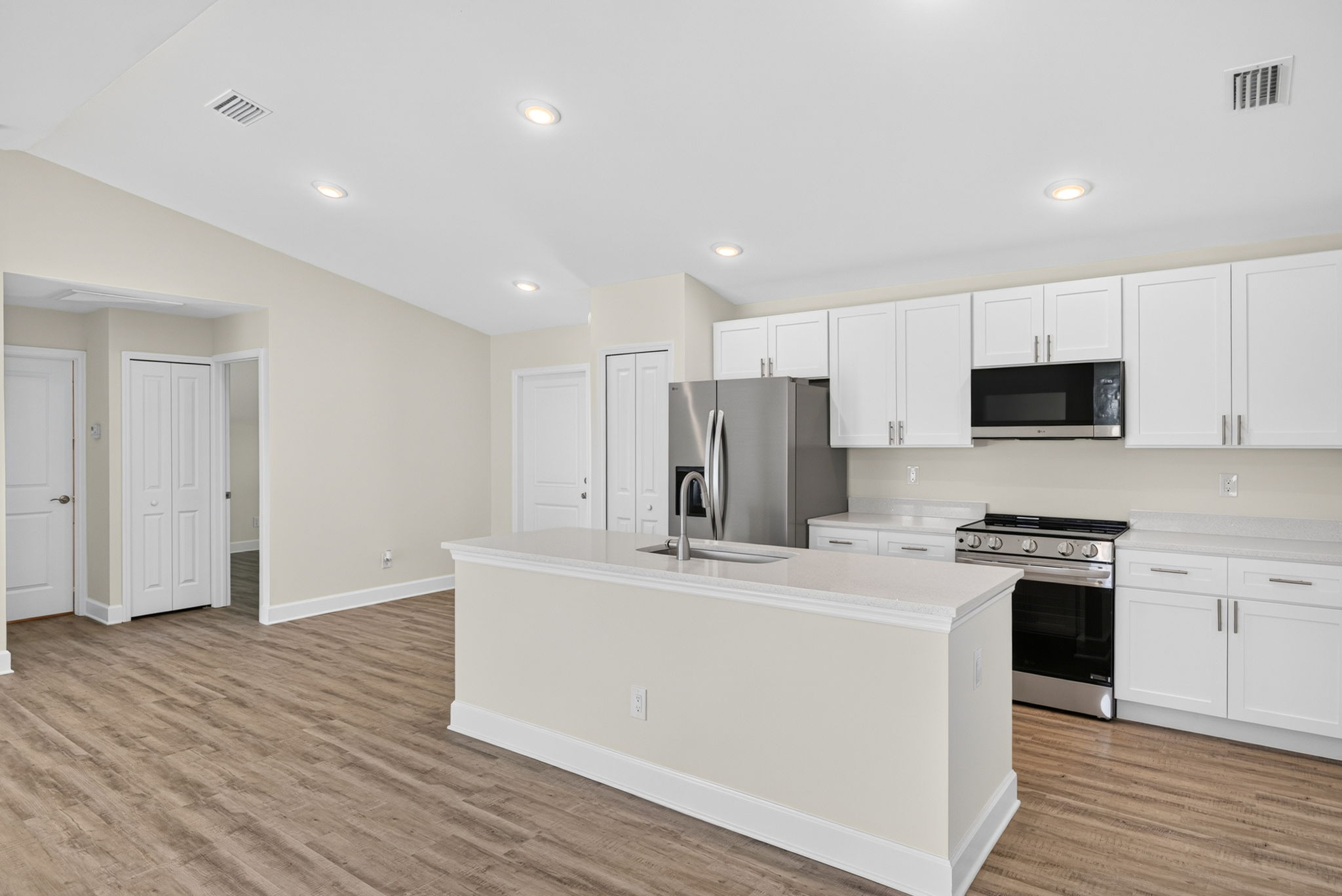 Kitchen 1 of 3