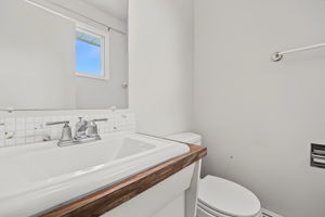  Photo 31