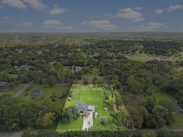  Photo 44