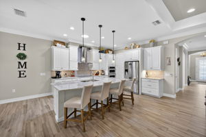 Breakfast Bar 1 of 2