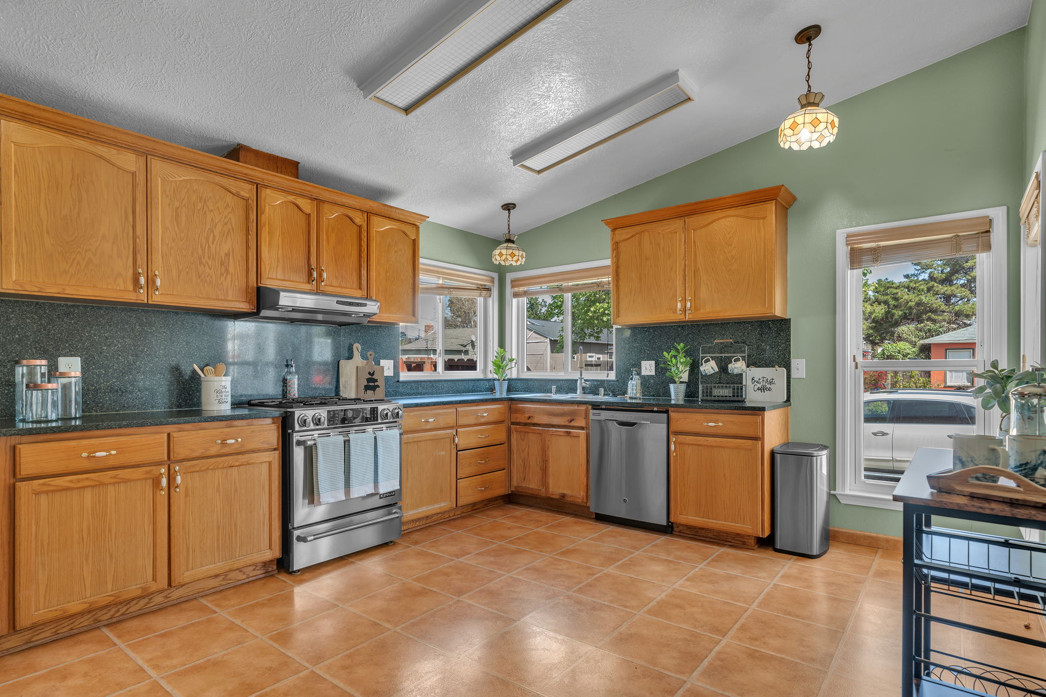 1471 Monterey St, Richmond, CA 94804, USA Photo 13