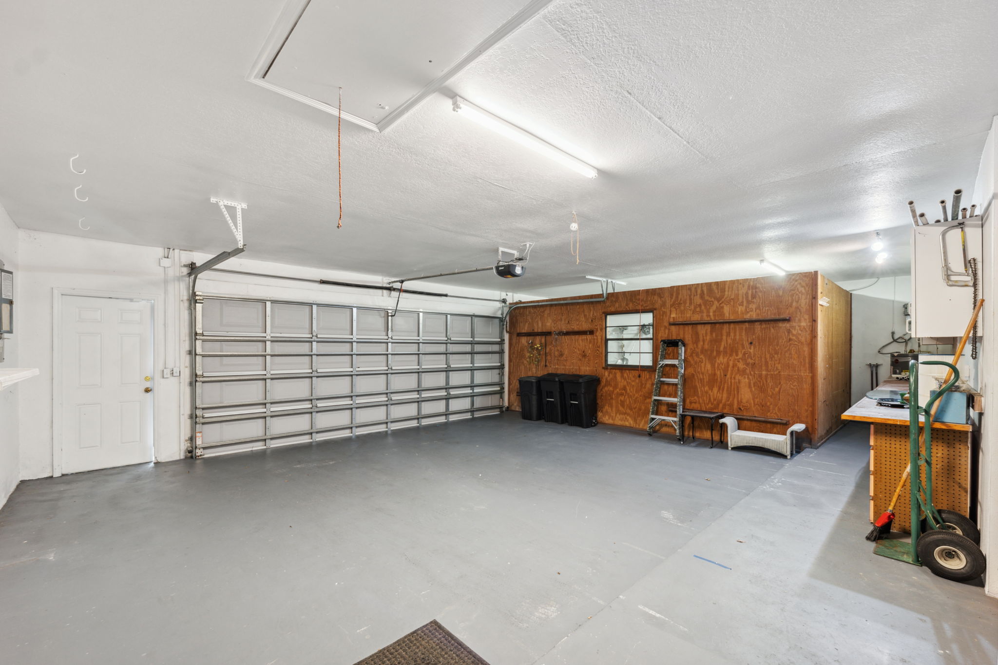  Photo 66