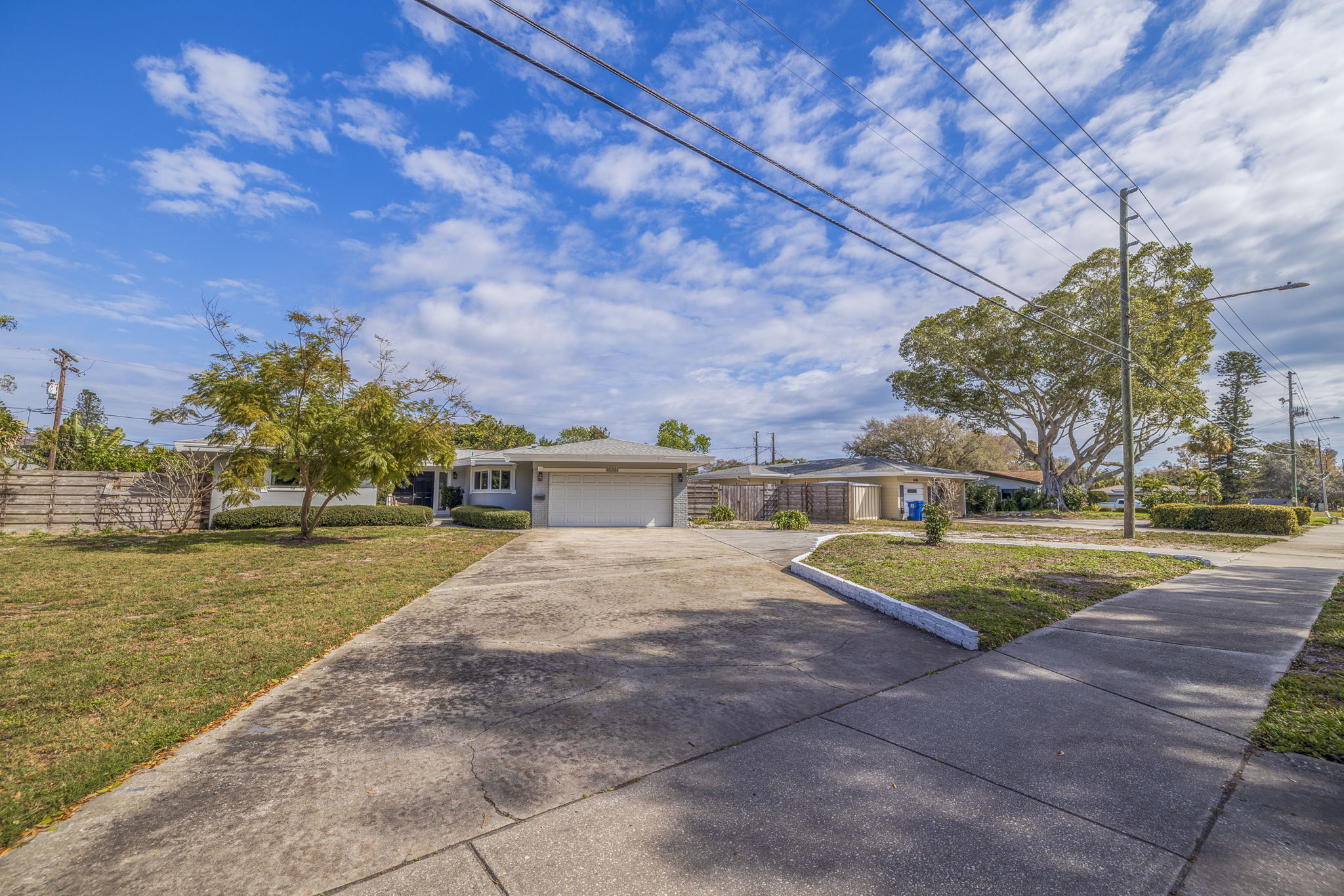 AB3_1471 Pinellas Point Dr S-1