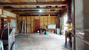  Photo 24